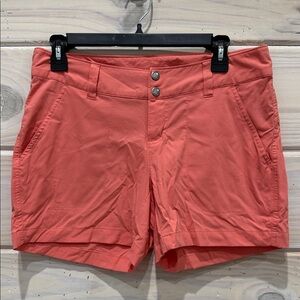 Columbia Women's Coral Shorts